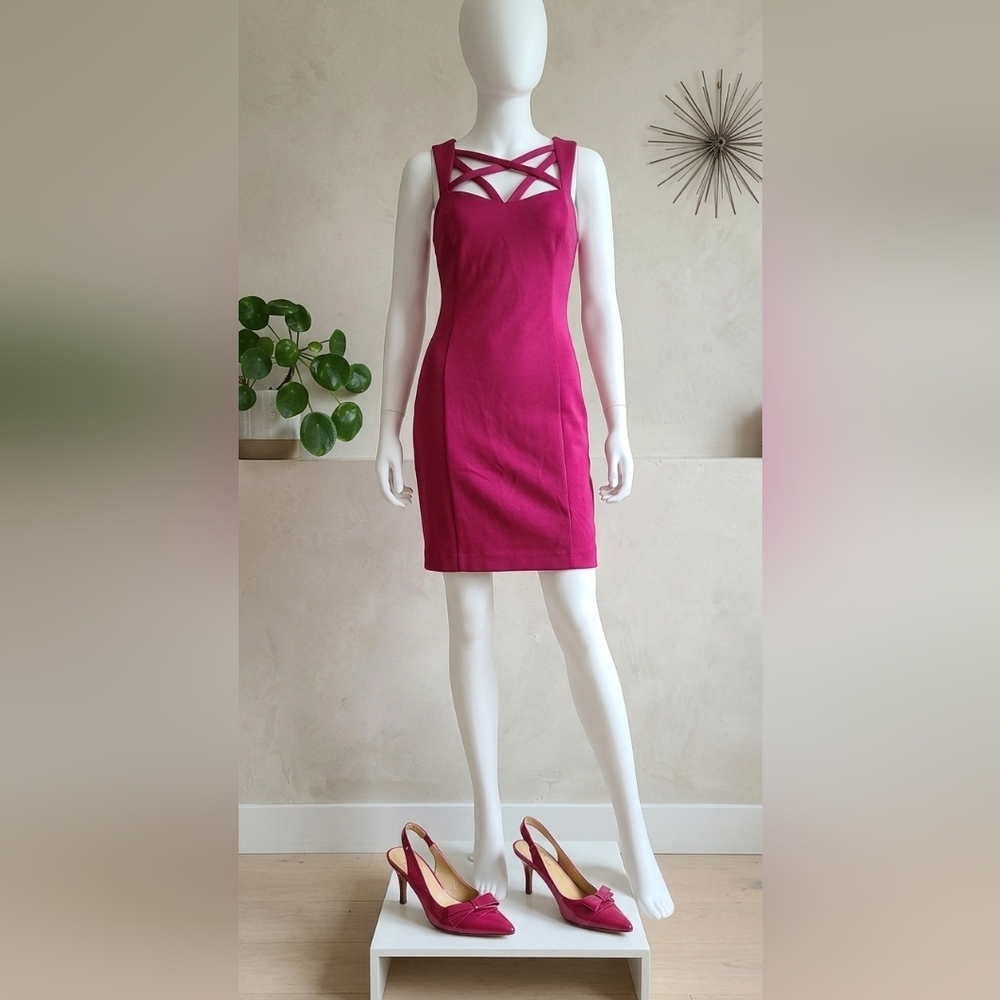 Guess Strapless Magenta Dress